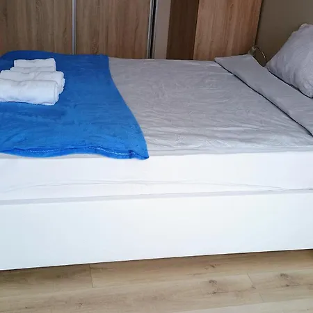 Elcka Bryza Apartment *